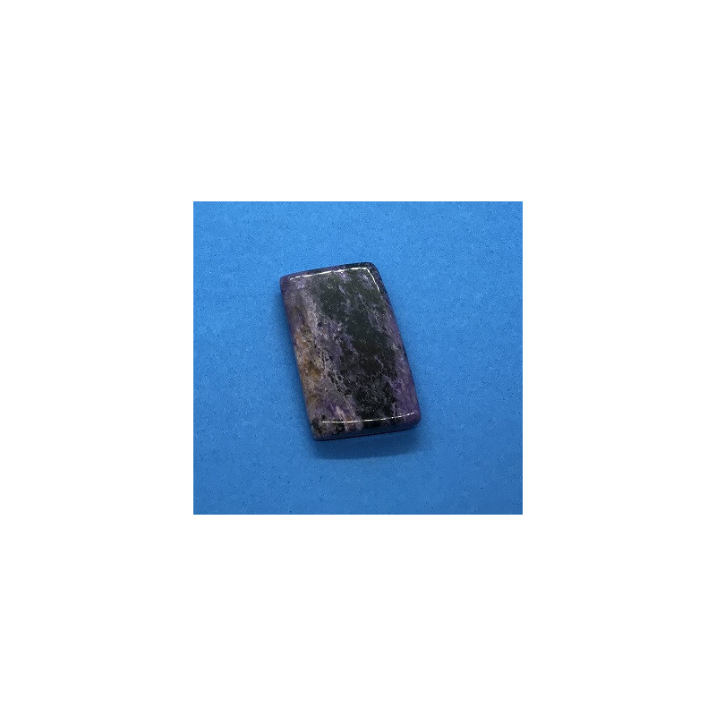 Czaroit płytka polerowana - waga 25 g - 44 x 26 x 6 mm Czaroit płytka polerowana - waga 25 g - 44 x 26 x 6 mm